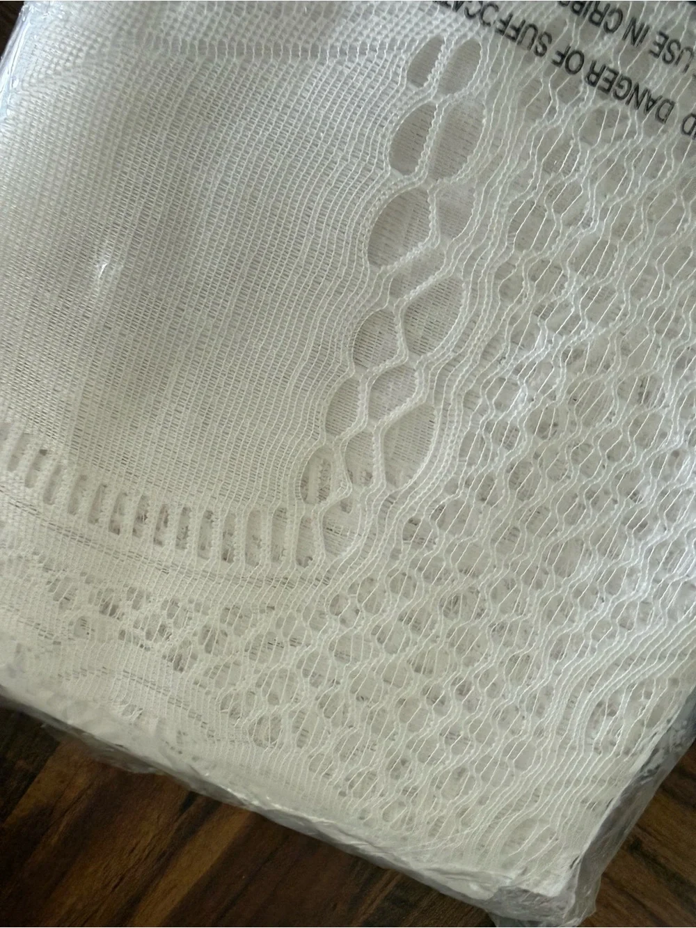 White Lace tablecloth 60x104